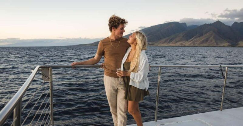 maui-luxury-catamaran-alii-kai-royal-sunset-dinner-cruise
