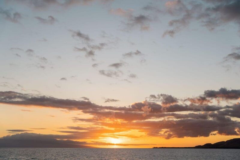 maui-luxury-catamaran-alii-kai-royal-sunset-dinner-cruise