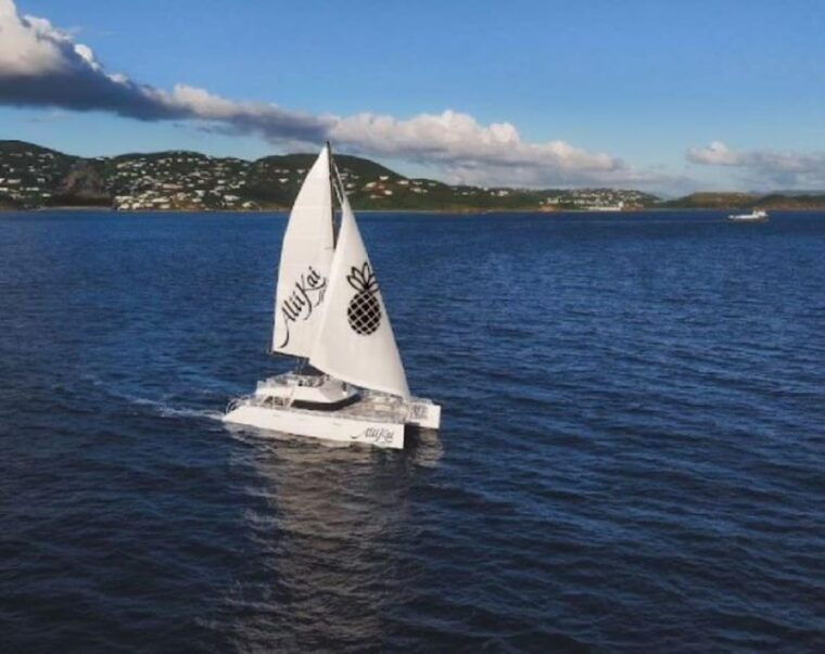 maui-luxury-catamaran-alii-kai-royal-sunset-dinner-cruise