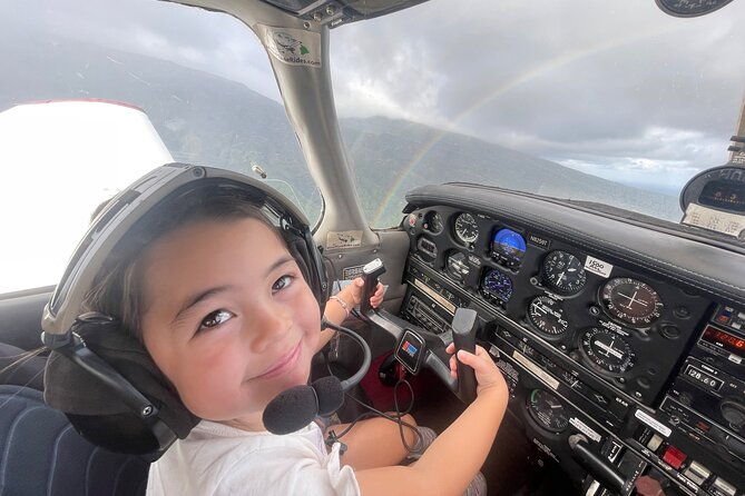 maui-private-air-tour-aquamarine-emerald-dream-2-5-people