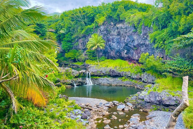 maui-road-to-hana-vip-private-tour-in-convertible-bronco