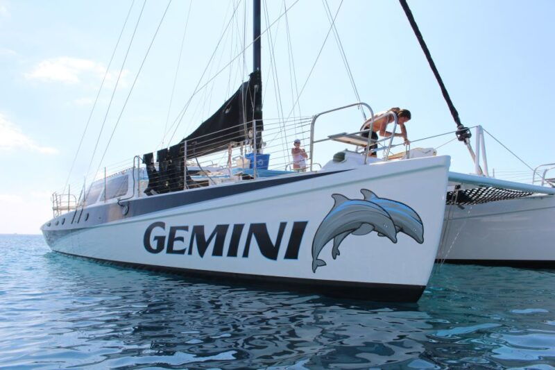 maui-snorkeling-and-sailing-adventure-with-buffet-lunch