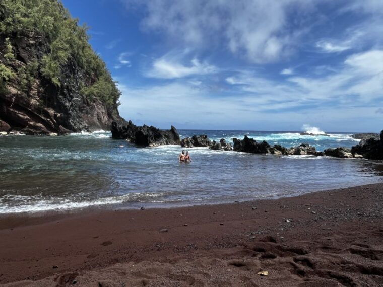 maui-vip-road-to-hana-private-tour-in-convertible-bronco