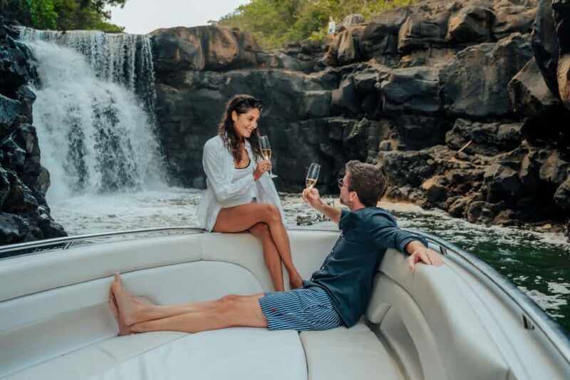 Mauritius: 5-Island Premium Speedboat Tour with Lunch - The Value Proposition