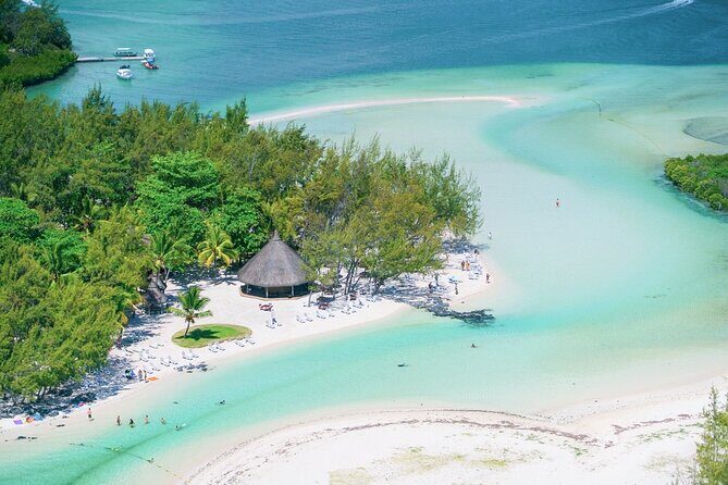 Mauritius Catamaran Cruise to Ile Aux Cerfs with BBQ Lunch - FAQs