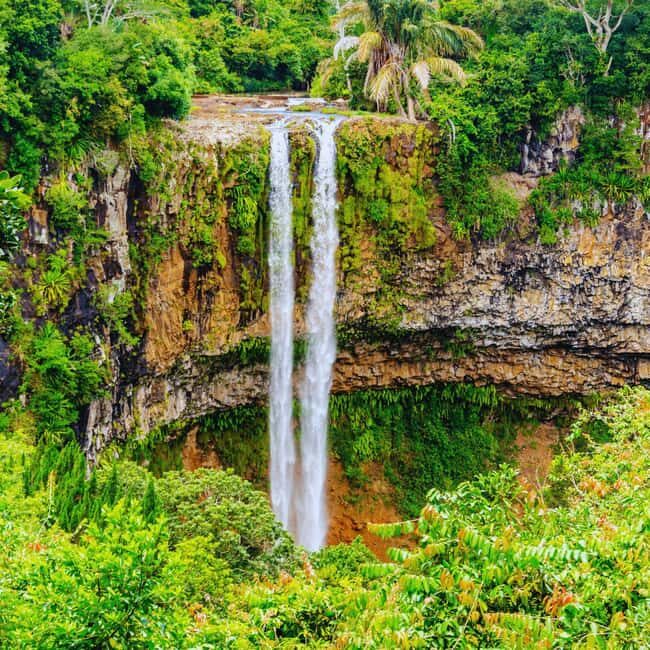 Mauritius: Underwater waterfall by Helicopter tour - Key Points
