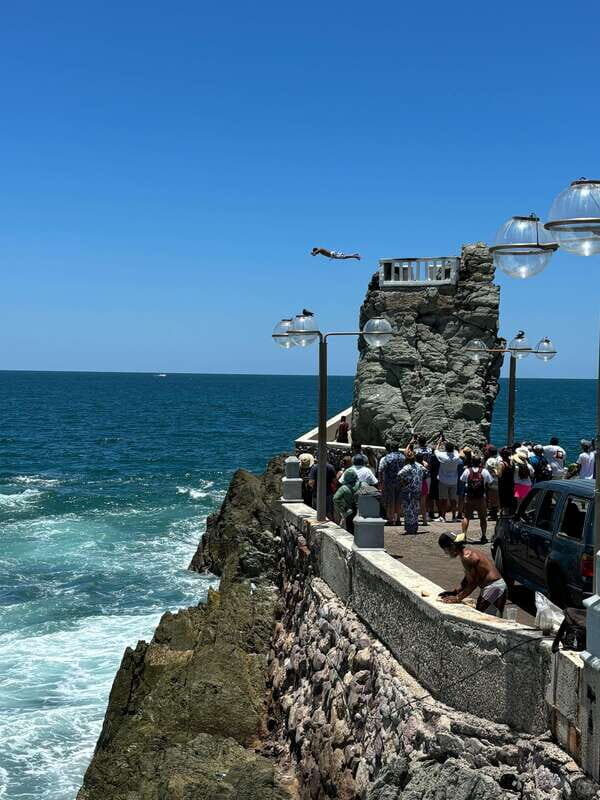 Mazatlan: Private city tour for cruise-ship passengers - Transportation, Duration, and Group Size