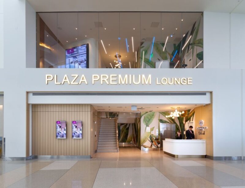 MCO Orlando International Airport: Plaza Premium Lounge - An Honest Look at the Lounge Experience