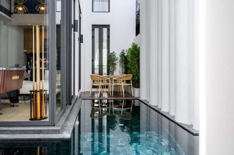 ME9 Luxury Pool Villa Pattaya - The Sum Up