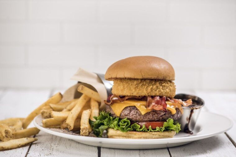 meal-at-the-hard-rock-cafe-washington-dc
