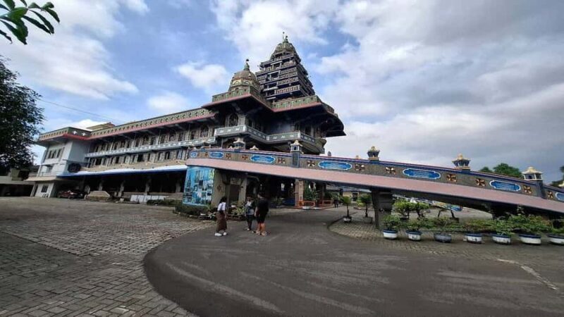 Medan: Explore the City with a Sightseeing Tour - Final Thoughts: Who Is This Tour Best For?