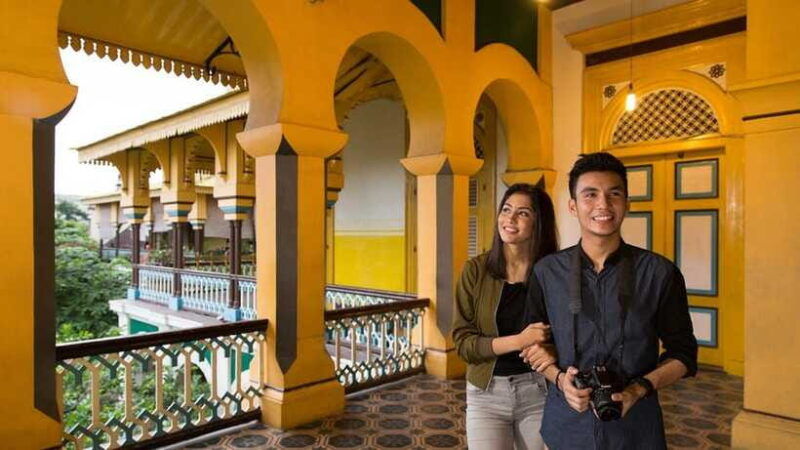 medan-highlights-city-sightseeing-guided-group-tour