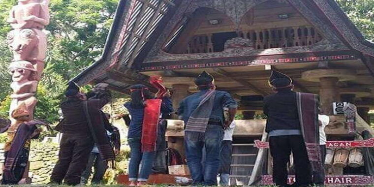 medan-lake-toba-day-trip
