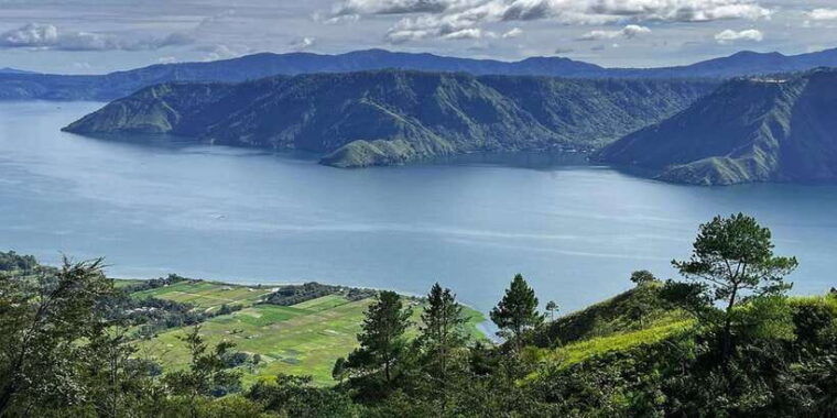 medan-lake-toba-day-trip