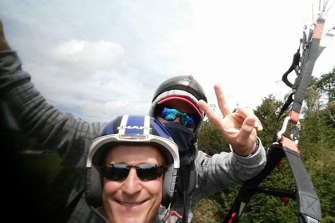 medellin-city-tour-including-paragliding-and-food-tasting