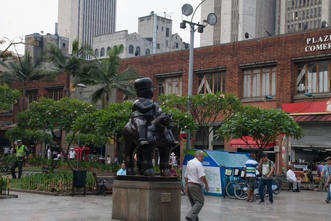 medellin-city-tour-with-plaza-de-botero-and-antioquia-museum