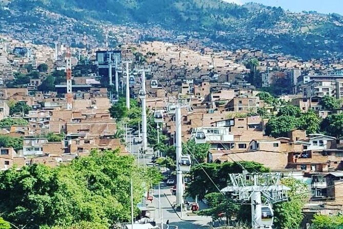 medellin-city-walking-tour-plus-metro-cable-cars