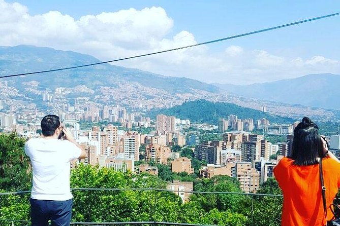 medellin-city-walking-tour-plus-metro-cable-cars