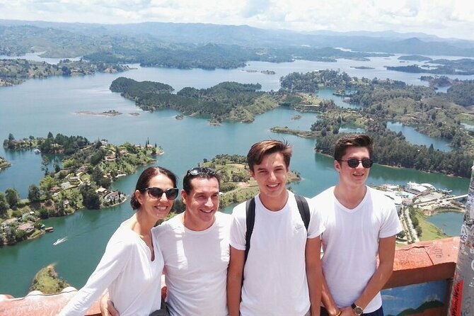 medellin-guatape-and-el-penol-private-tour-8-hrs