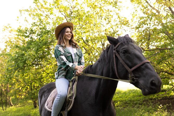 medellin-horseback-riding-adventure-in-nature-dont-overpay