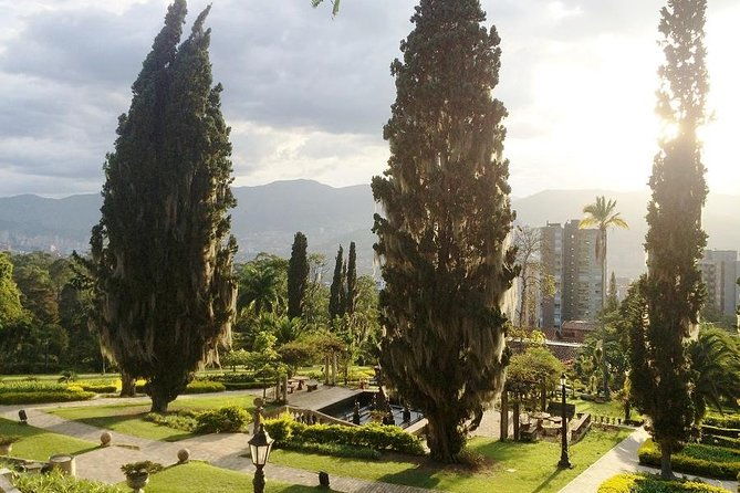 medellin-museums-tour-and-fernando-boteros-antioquia-museum