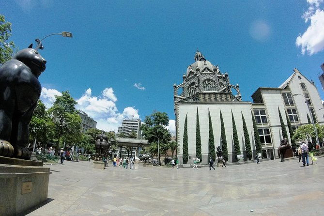 medellin-museums-tour-and-fernando-boteros-antioquia-museum