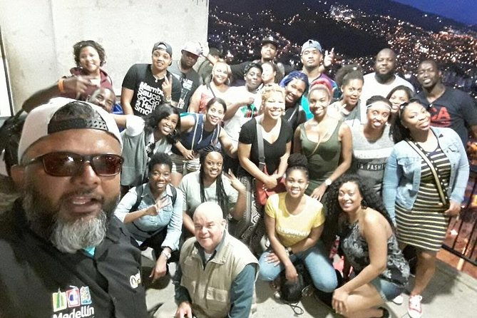 medellin-pub-crawl-including-food-and-city-tour