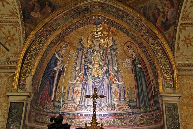 medieval-naples-private-walking-tour-with-gothic-treasures