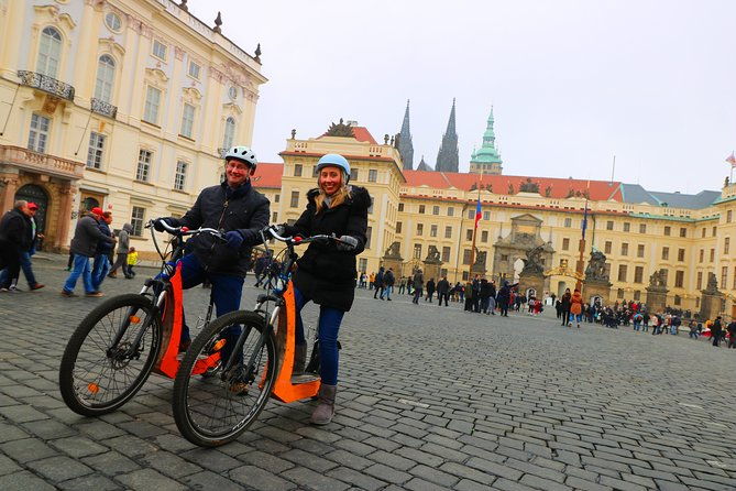 medieval-prague-e-bike-e-scooter-city-tour