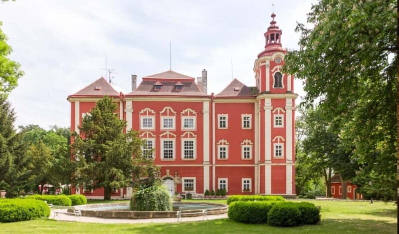 Medieval Show & Dinner, Castle & Brewery tour, Hotel pickup - Key Points