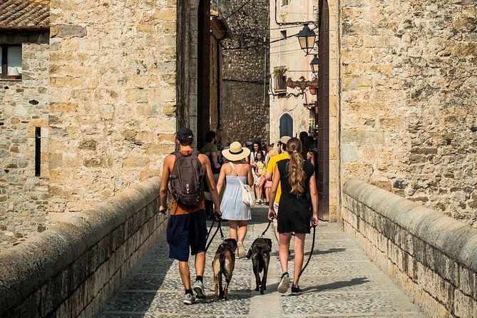 medieval-three-villages-small-group-day-trip-from-barcelona