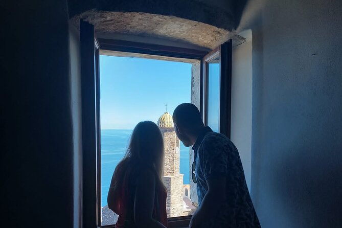 medieval-village-walking-tour-with-aperitif-in-castelsardo