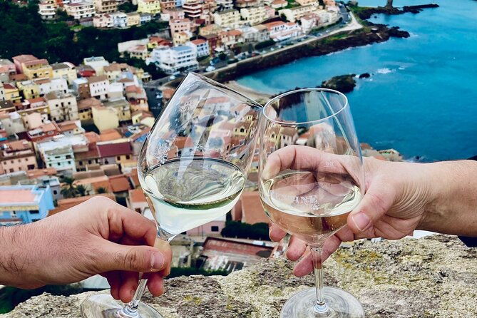 medieval-village-walking-tour-with-aperitif-in-castelsardo