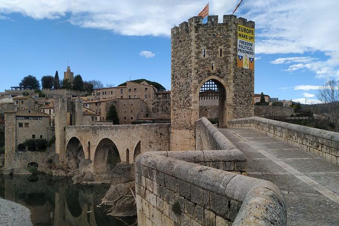 medieval-villages-la-garrotxa-volcanic-zone-hiking-small-group-tour
