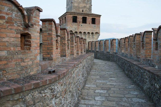 medieval-villages-tour-cremona-stradivaris-town-from-milan