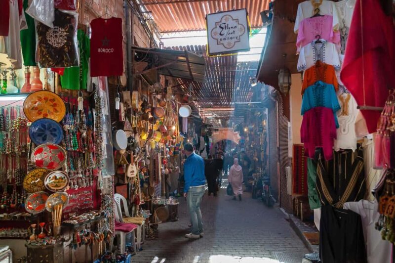Medina to Modern: Tangier Shopping Tour (Walking tour) - Key Points