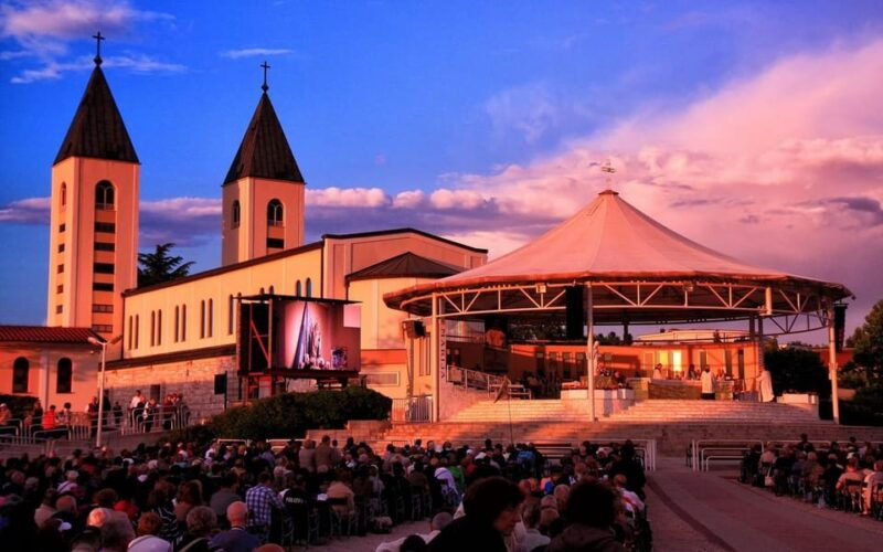 medjugorje-with-apparition-hill-and-mostar-private-tour