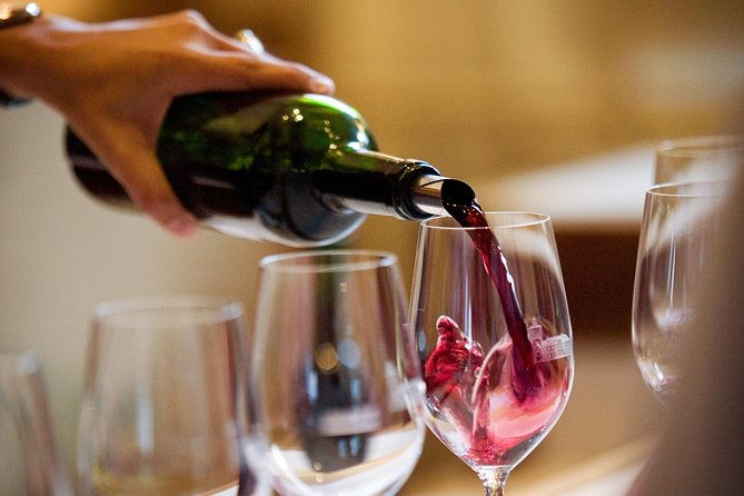 medoc-region-private-sightseeing-wine-day-trip-with-tasting-from-bordeaux