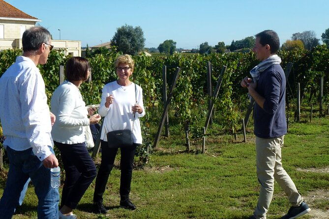 medoc-region-wine-day-trip-with-vineyard-visits-tastings-from-bordeaux