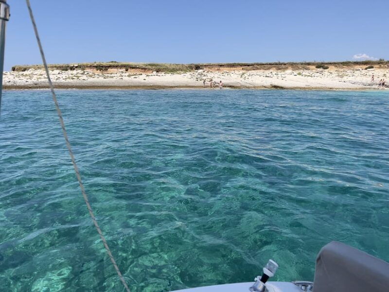 medulin-morning-on-speedboat-with-cave-island-snorkeling