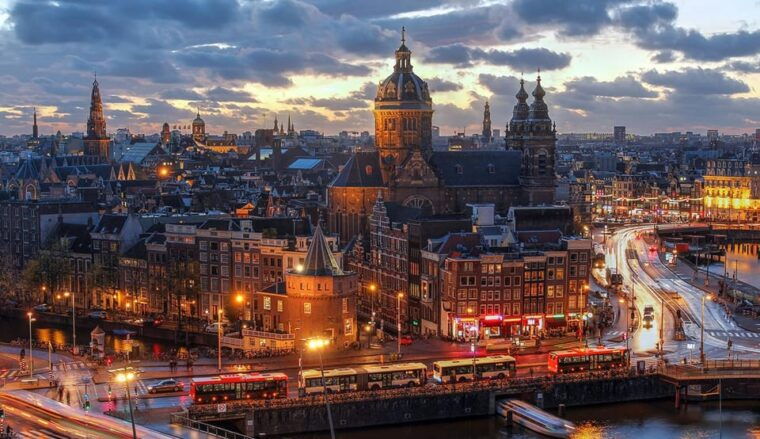 meet-all-popular-attractions-in-amsterdam