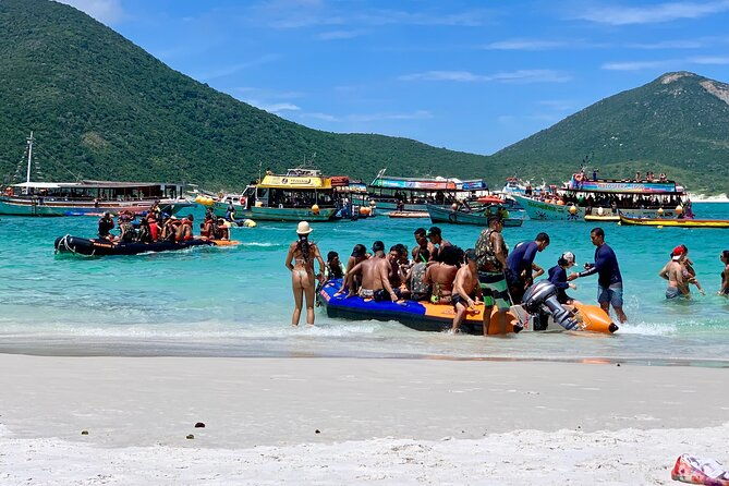 meet-the-brazilian-caribbean-catamaran-tour-to-arraial-do-cabo