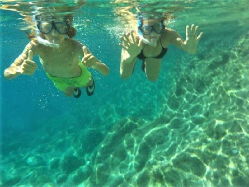 meganisi-half-day-guided-sup-tour-to-nisida-thilia-island