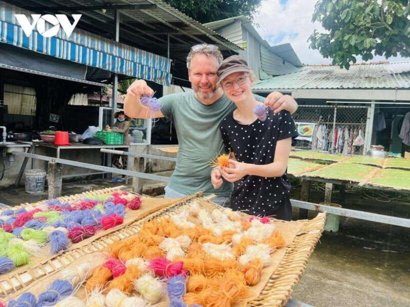 mekong-delta-floating-market-2-days-1-night