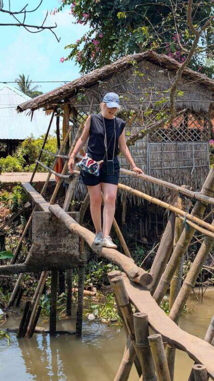 mekong-delta-tour-cai-rang-floating-market-2-days-1-night-4