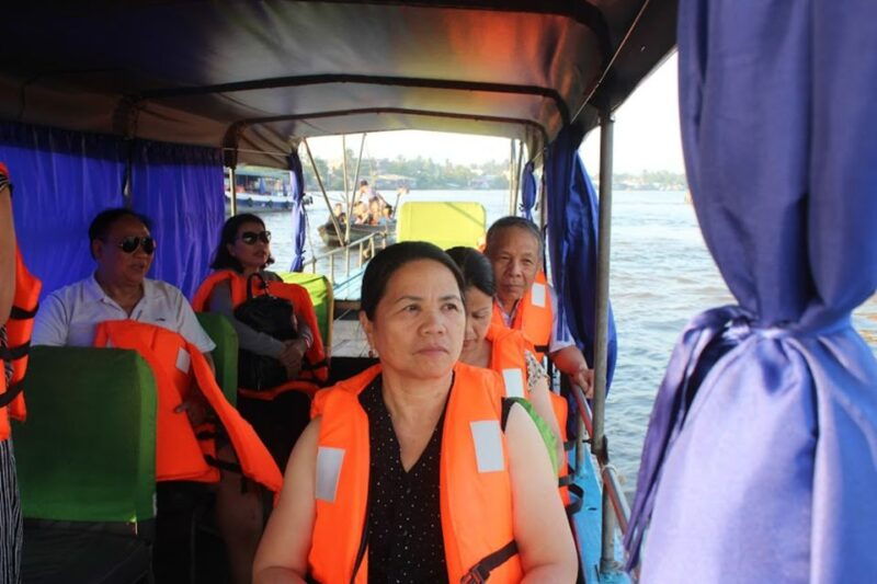 mekong-delta-tour-cai-rang-floating-market-2-days-1-night-6