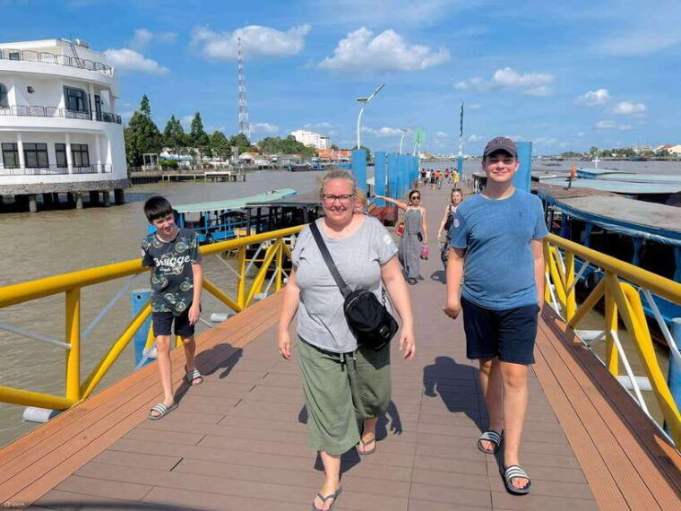 mekong-delta-tour-cai-rang-floating-market-2-days-1-night-9