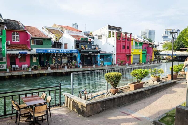 Melaka After Dark Food Tour with Local Guide - Key Points