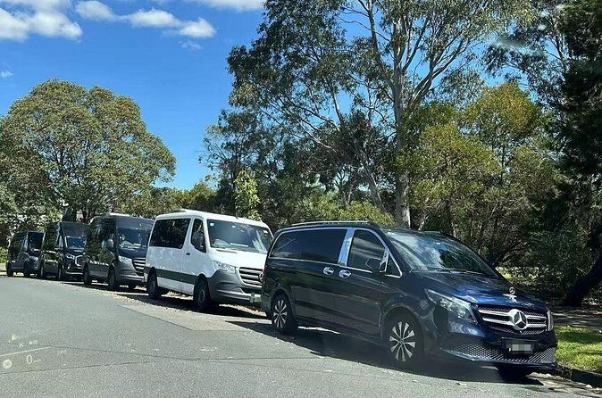 Melbourne Airport Private Transfer to City by premium vehicle - Booking and Practical Tips