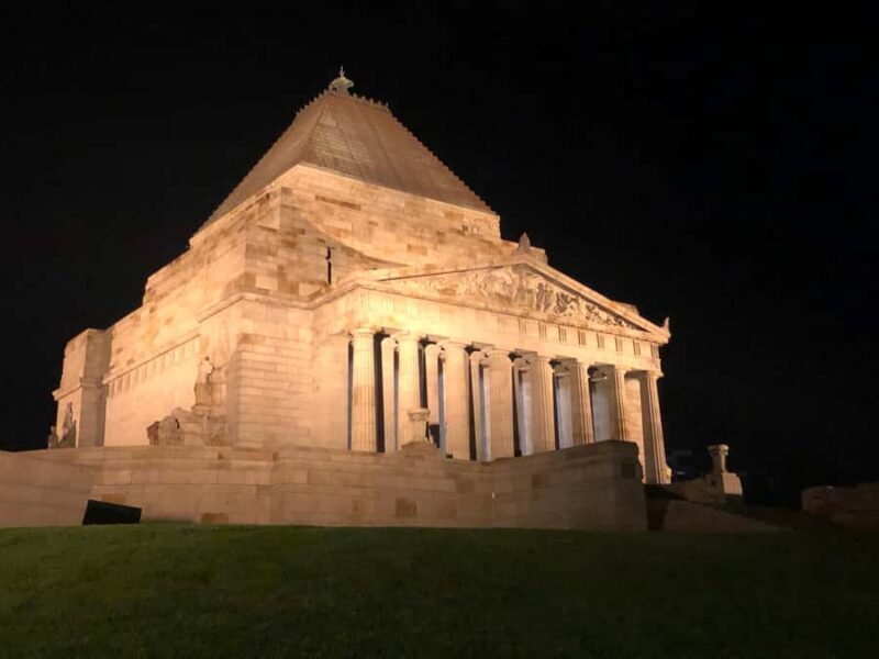 Melbourne: Botanic Gardens & Sports Precinct Walking Tour - An Engaging Introduction to Melbourne’s Heart and Soul